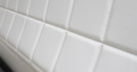 Интерьерная кровать Оливия, кожзам 