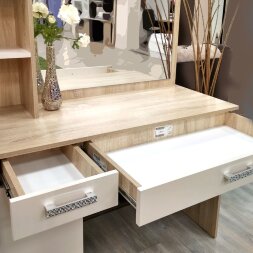 Стол туалетный Салоу