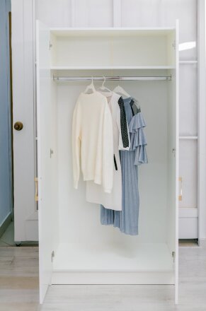 Шкаф 2-х дверный Милан, серебро 