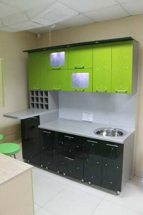 Кухня на заказ Модерн с баром 